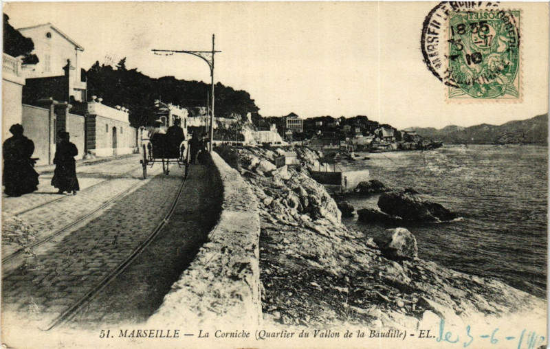 Carte postale ancienne Marseille La Corniche Quartier du Vallon de la Baudille à Marseille
