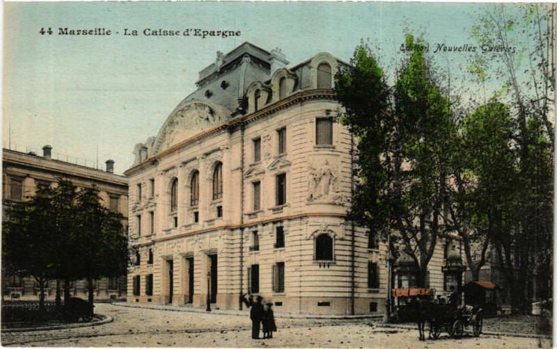 Carte postale ancienne Marseille - La Caisse d'Epargne à Marseille