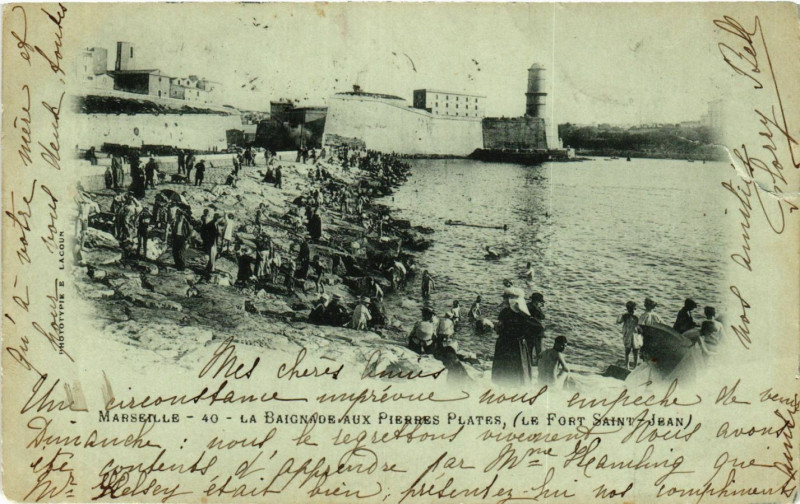 Carte postale ancienne Marseille La Baignade aux Pierres Plates à Marseille
