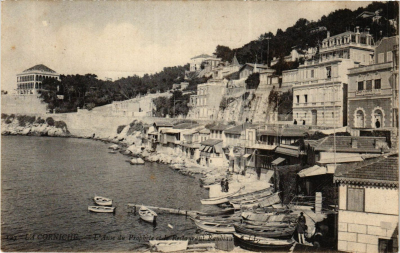Carte postale ancienne Marseille l'Anse du Prophete et le Restaurant Roubian à Marseille