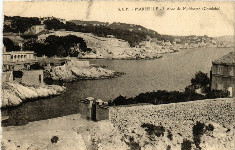 Carte postale ancienne Marseille l'Anse de Maldorme Corniche à Marseille