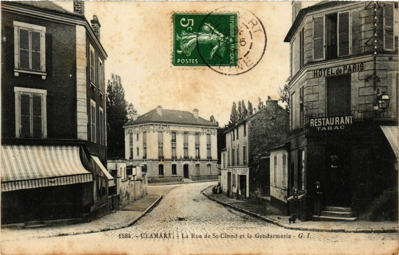 Carte postale ancienne Clamart La Rue de St Cloud et la Gendarmerie à Clamart