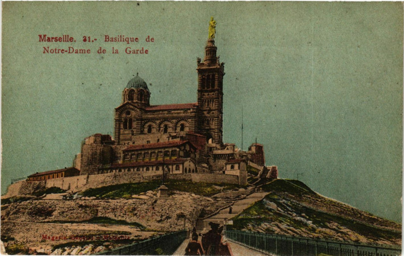 Carte postale ancienne Marseille Basilique de Notre-Dame de la Garde à Marseille