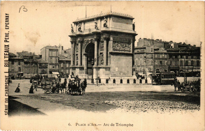 Carte postale ancienne Marseille Arc de Triomphe Place d'Aix à Marseille