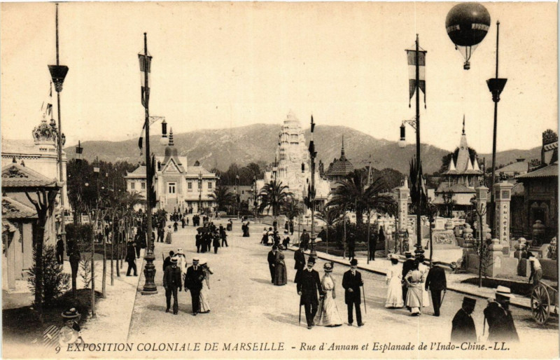 Carte postale ancienne Expo coloniale Marseille Rue d'Annam et Esplanade de l'Indo-Chine à Marseille