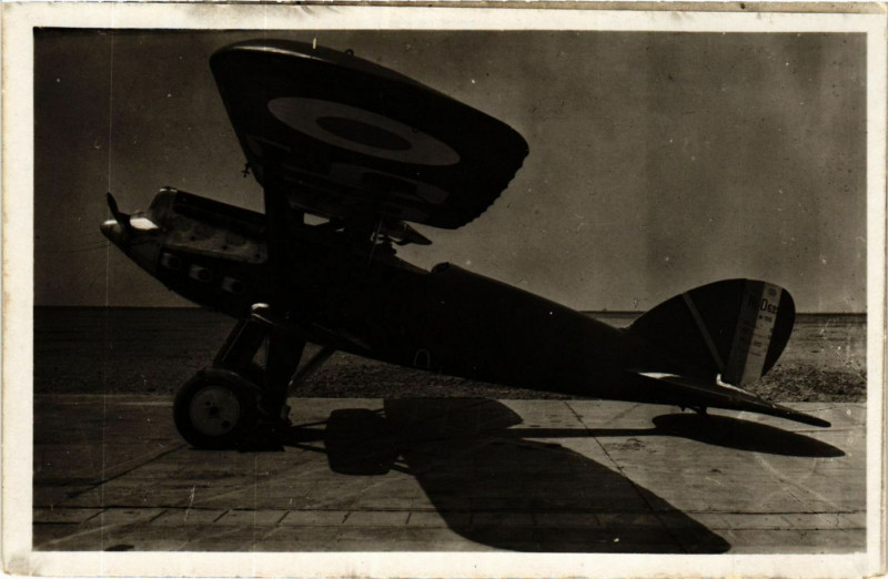 Carte postale ancienne Istres Aviation-Chasse Nieuport à Istres
