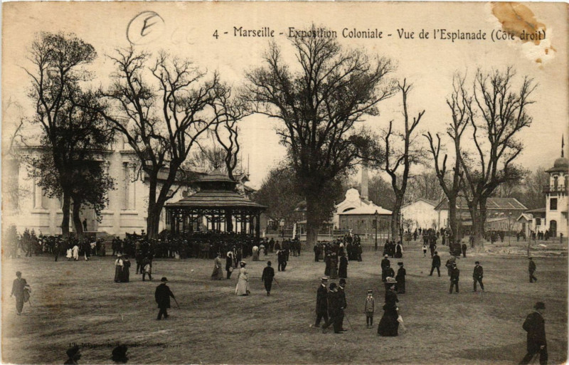 Carte postale ancienne Marseille Expo Coloniale-Vue de l'Esplanade à Marseille