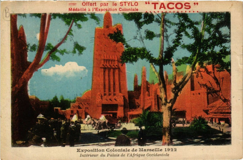 Carte postale ancienne Marseille Expo Coloniale-Interieur du Palais à Marseille