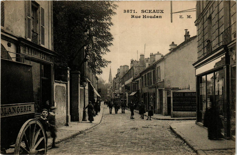 Carte postale ancienne Sceaux Rue Houdan à Sceaux
