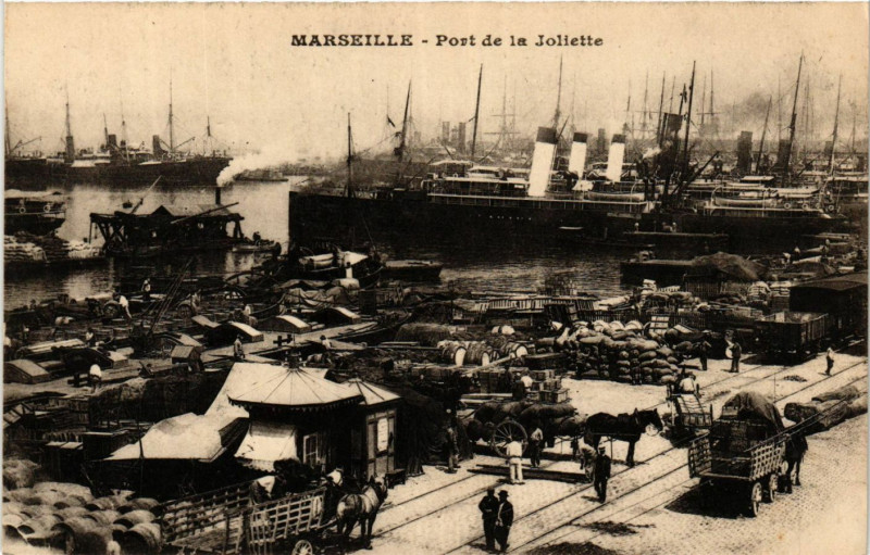 Carte postale ancienne Marseille Port de la Joliette à Marseille