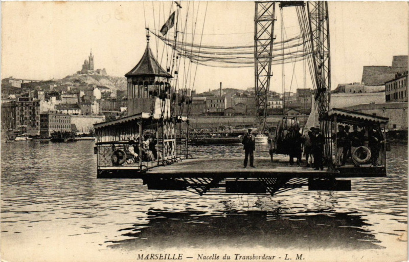 Carte postale ancienne Marseille Nacelle du Transbordeur à Marseille