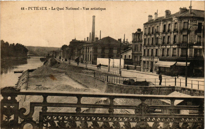 Carte postale ancienne Puteaux Le Quai National-Vue artistique à Puteaux
