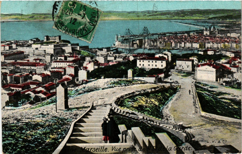 Carte postale ancienne Marseille Vue prise de N.D. de la Garde à Marseille