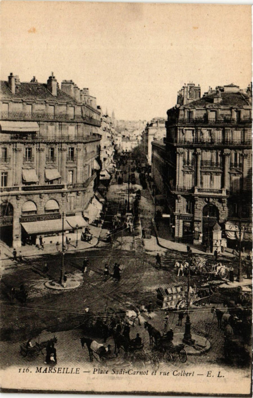 Carte postale ancienne Marseille Place Sadi-Carnot et rue Colbert à Marseille