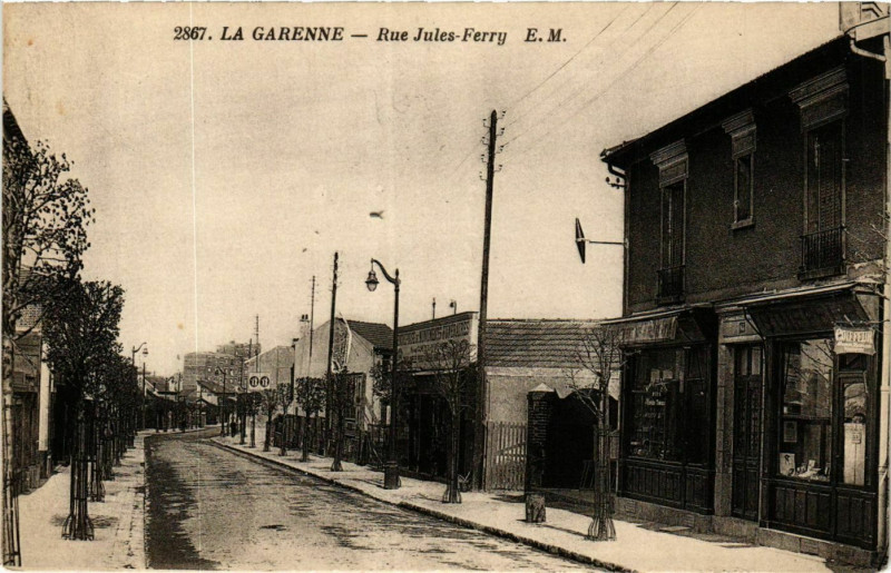 Carte postale ancienne La Garenne - Rue Jules Ferry à La Garenne-Colombes
