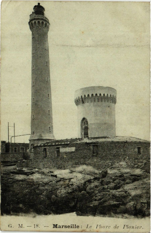 Carte postale ancienne Marseille La Phare de Planier ` à Marseille