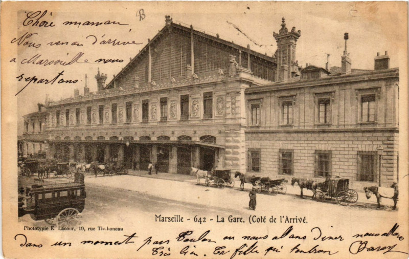 Carte postale ancienne Marseille La Gare Cote de l'Arrivee à Marseille