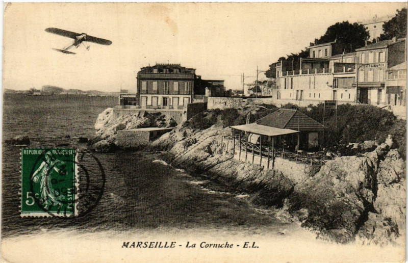Carte postale ancienne Marseille La Corniche à Marseille