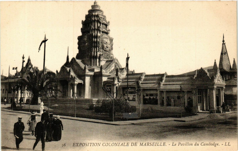 Carte postale ancienne Expo coloniale Marseille Le Pavillon de Cambodge à Marseille
