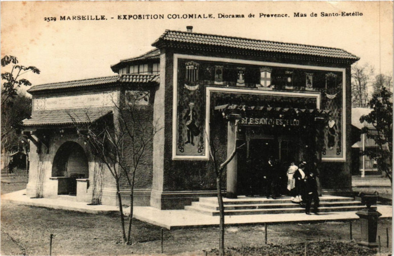 Carte postale ancienne Expo Coloniale Marseille Diorama de Provence Mas de Santo-Estello à Marseille