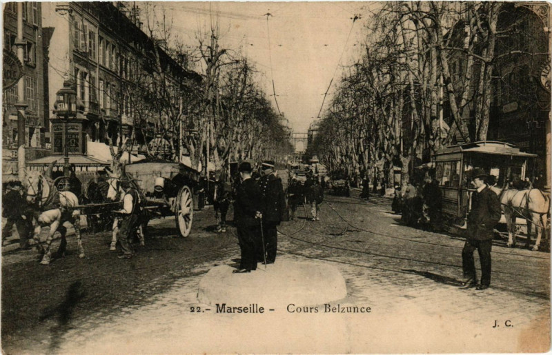 Carte postale ancienne Marseille - Cours Belzunce à Marseille