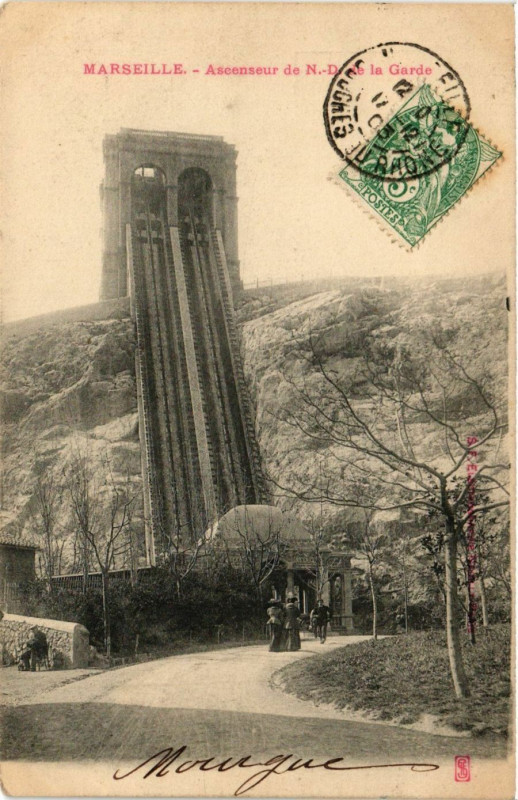 Carte postale ancienne Marseille - Ascenseur de N.-D. de la Garde à Marseille