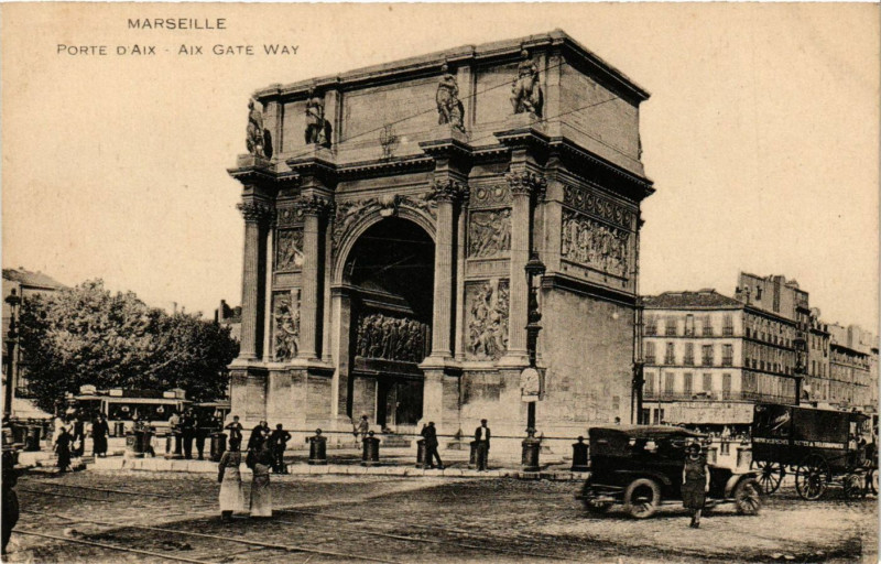 Carte postale ancienne Marseille - Porte d'Aix à Marseille