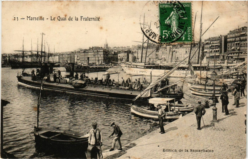 Carte postale ancienne Marseille - Le Quai de la Fraternite à Marseille