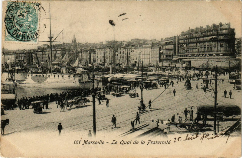 Carte postale ancienne Marseille - Le Quai de la Fraternite à Marseille