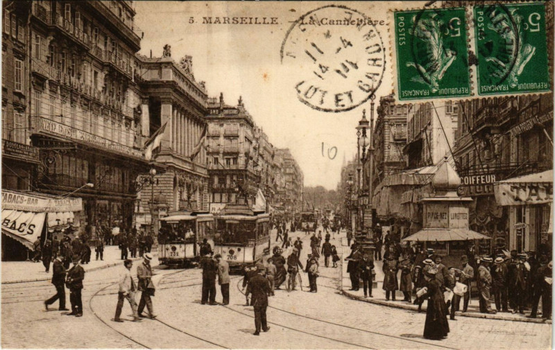 Carte postale ancienne Marseille - La Cannabiere à Marseille