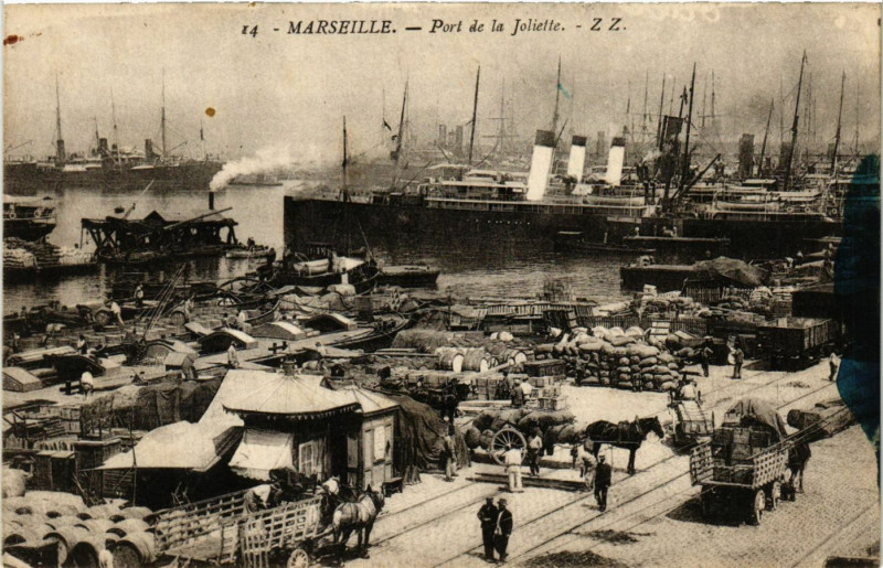 Carte postale ancienne Marseille - Port de la Joliette à Marseille