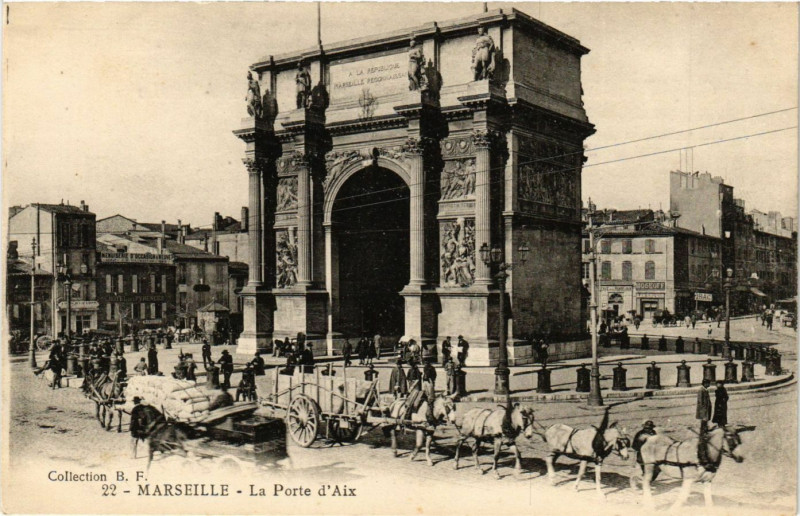 Carte postale ancienne Marseille - La Porte d'Aix à Marseille
