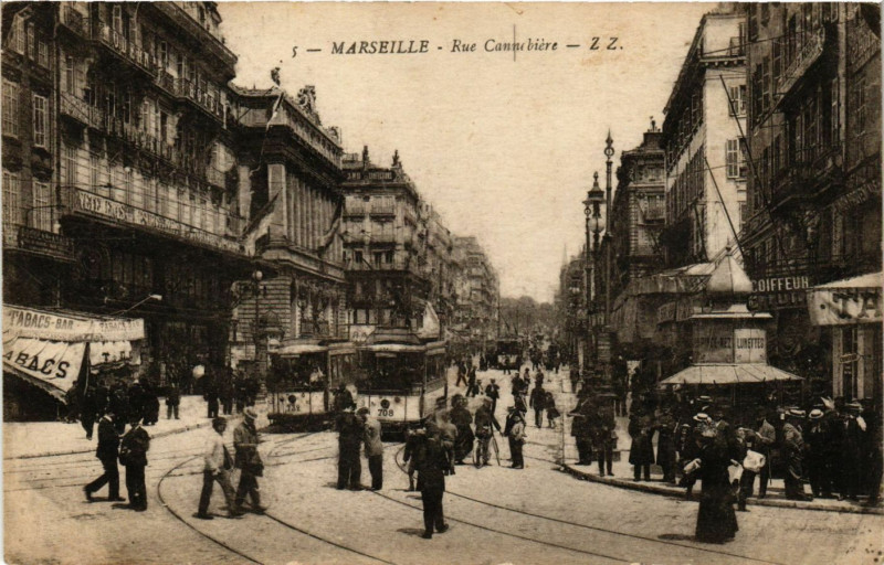 Carte postale ancienne Marseille - Rue Cannebiere à Marseille