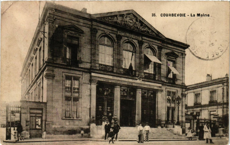 Carte postale ancienne Courbevoie La Mairie à Courbevoie