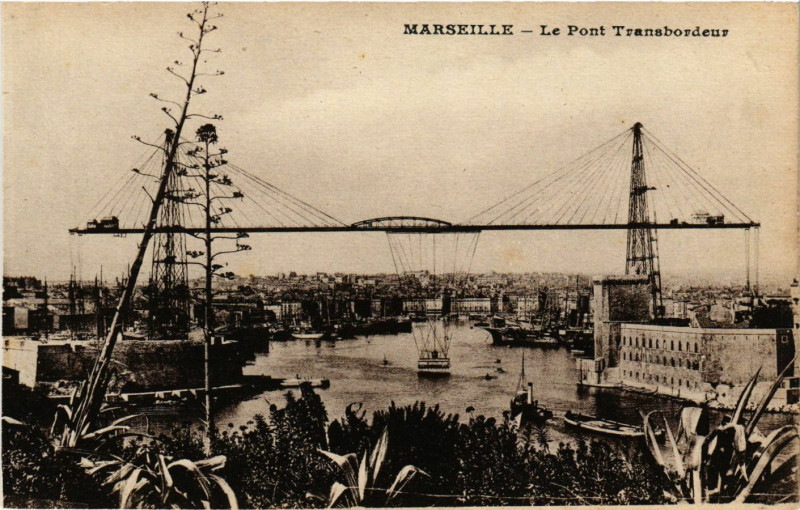 Carte postale ancienne Marseille - Le Pont Transbordeur à Marseille