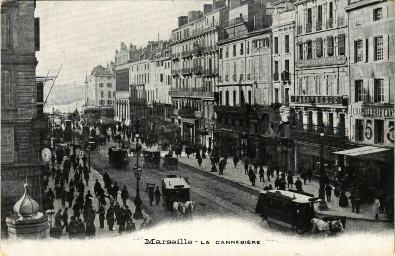 Carte postale ancienne Marseille - La Cannabiere à Marseille