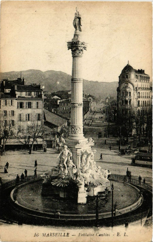 Carte postale ancienne Marseille - Fontaine Cantini à Marseille