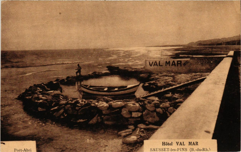 Carte postale ancienne Sausset-Les-Pins - Hotel Val Mar à Sausset-les-Pins