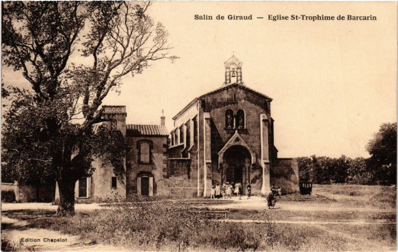 Carte postale ancienne Salin De Giraud - Eglise Saint-Trophime de Barcarin