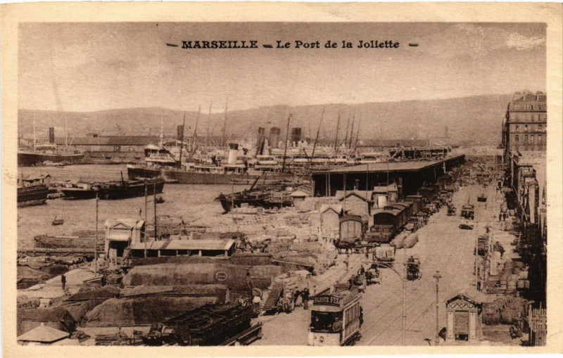 Carte postale ancienne Marseille - le port de la Joliette à Marseille