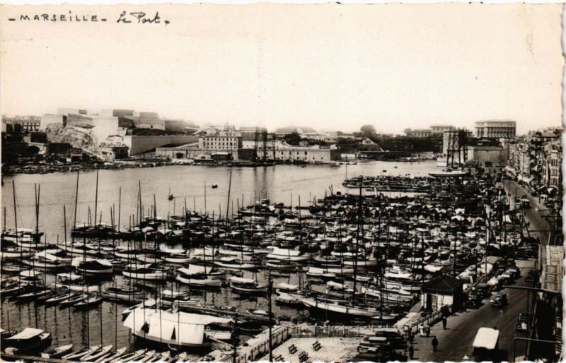 Carte postale ancienne Marseille - Le Port à Marseille