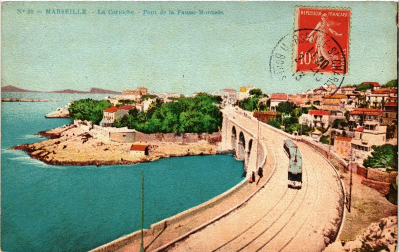Carte postale ancienne Expo Coloniale Marseille - La Corniche - Pont de la Fausse-monnaie à Marseille