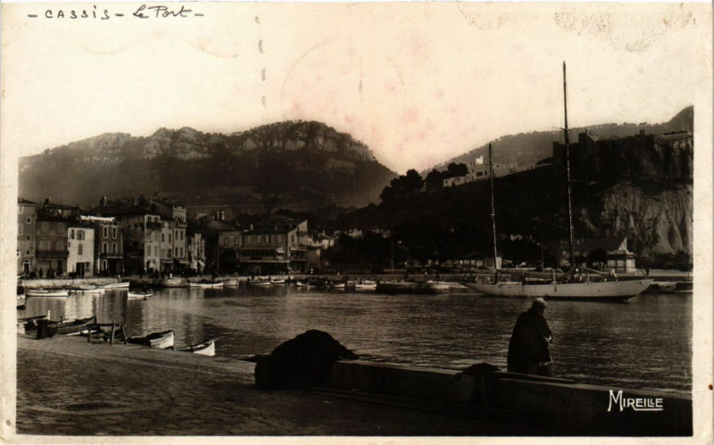 Carte postale ancienne Cassis - Le Port à Cassis