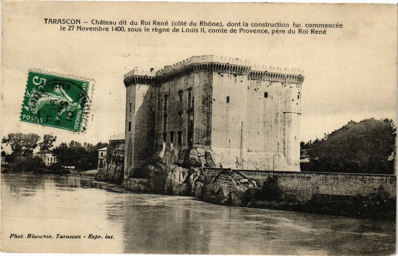 Carte postale ancienne Tarascon-Chateau dit du Roi Rene cote du Rhone à Tarascon