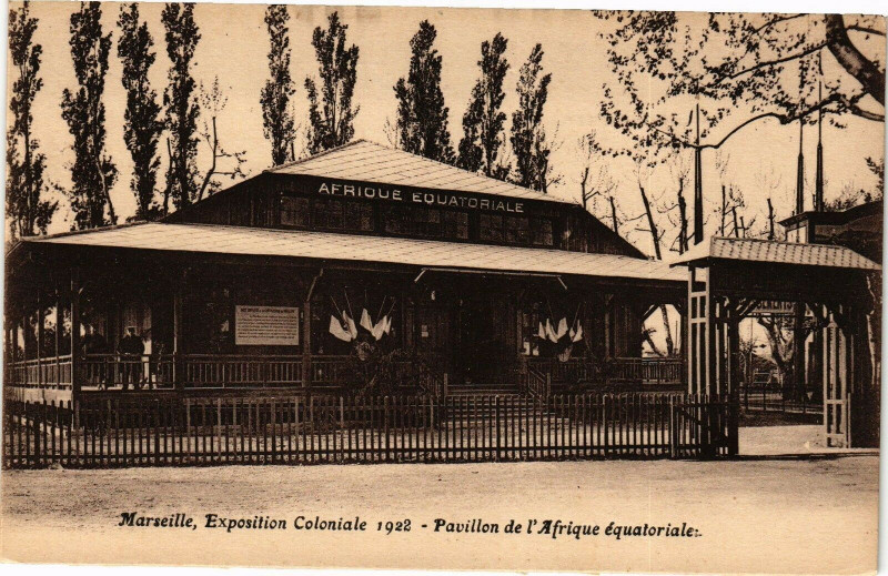 Carte postale ancienne Marseille-Pavillon de l'Afrique equatoriale à Marseille