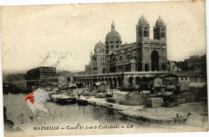 Carte postale ancienne Marseille-Canal St-Jean & Cathedrale à Marseille