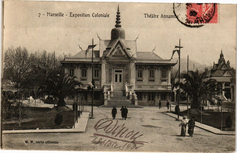 Carte postale ancienne Marseille-Theatre Annamite à Marseille
