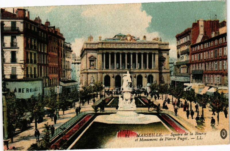 Carte postale ancienne Marseille-Square de la Bourse et Monument de Pierre Puget à Marseille