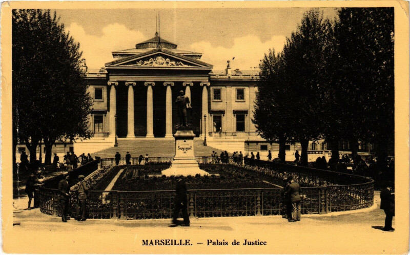 Carte postale ancienne Marseille-Palais de Justice à Marseille