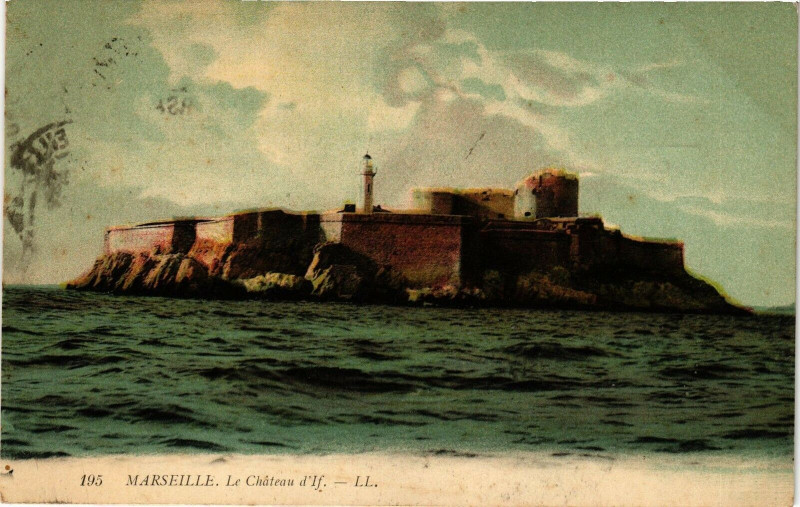 Carte postale ancienne Marseille-Le Chateau d'If à Marseille